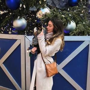 Meet your Posher, Emma